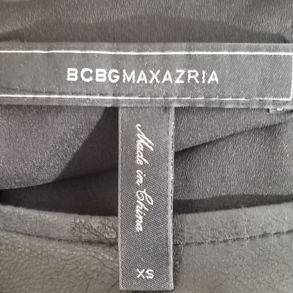BCBG MAXAZRIA Size XS Yana Black Vegan Leather Dress Zippered Cold Shoulder - Picture 8 of 11